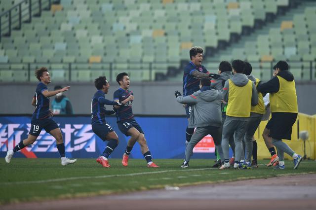 彩票购买-【中超总结之重庆】以悲情方式保级 未来却仍是未知