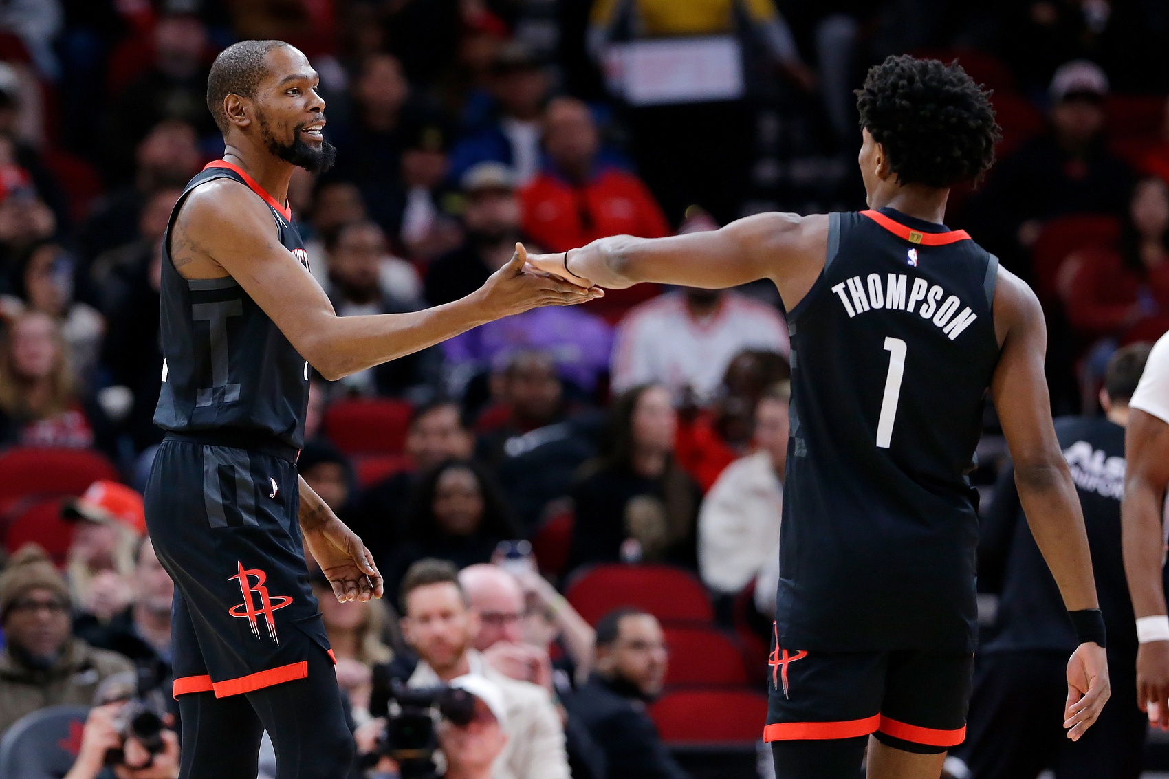 福彩3D-NBA彩经：灰熊拿下勇士 火箭轻取国王 骑士击溃雄鹿