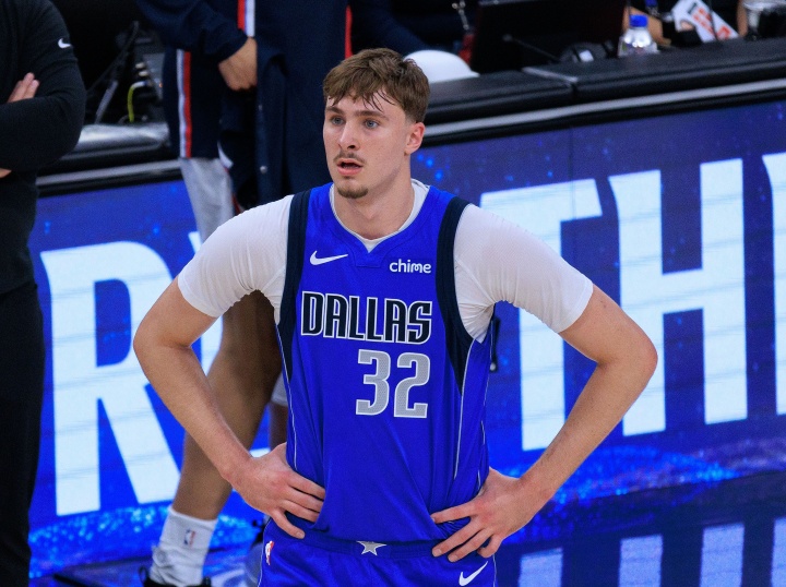 福彩3D-NBA三四月红黑榜：有人换队成诈骗犯 东皇展示最强形态